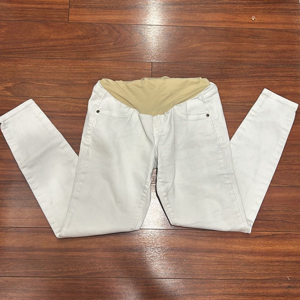 Maternity over belly white skinny stretch jeggings - women’s size 6